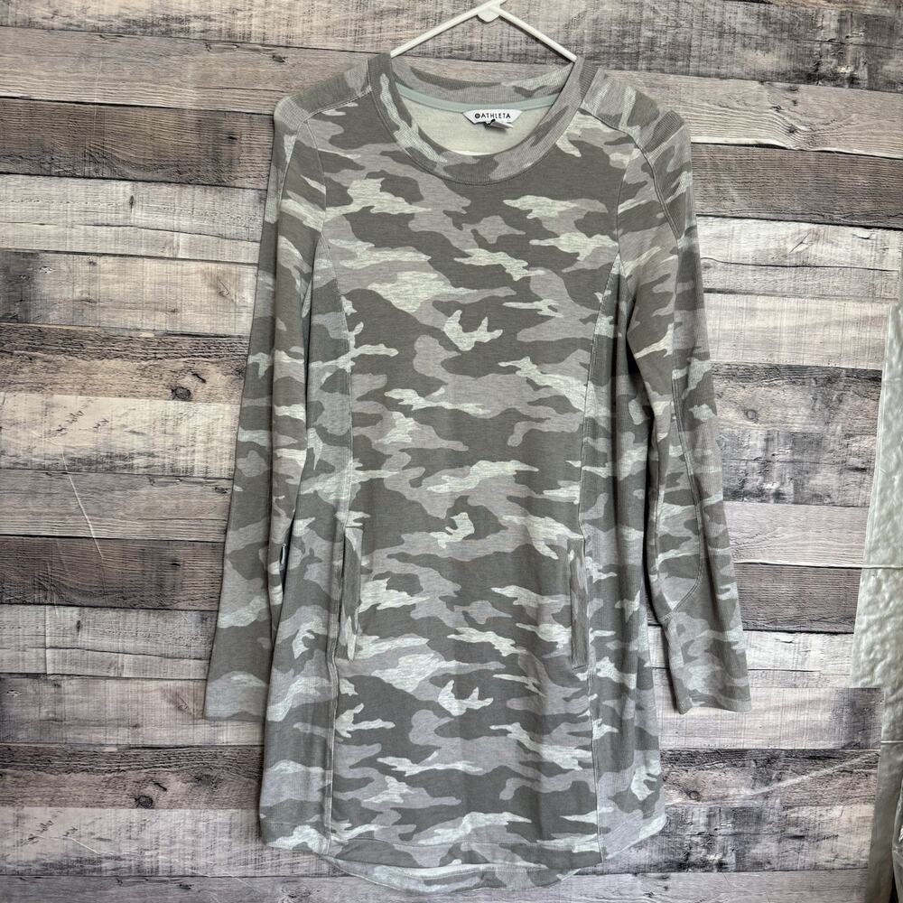 Athleta Balance Camo Luxe Sweatshirt Dress Athleisure Travel Long Sleeve Sz S